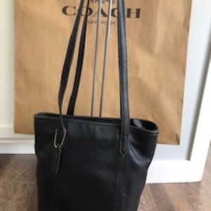 COACH Vintage Legacy Lunch Tote 9077 Black Leather